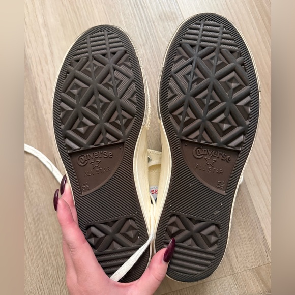 Comme Des Garcons PLAY x Converse Unisex Chuck Taylor High Top Sneakers - Picture 6 of 9